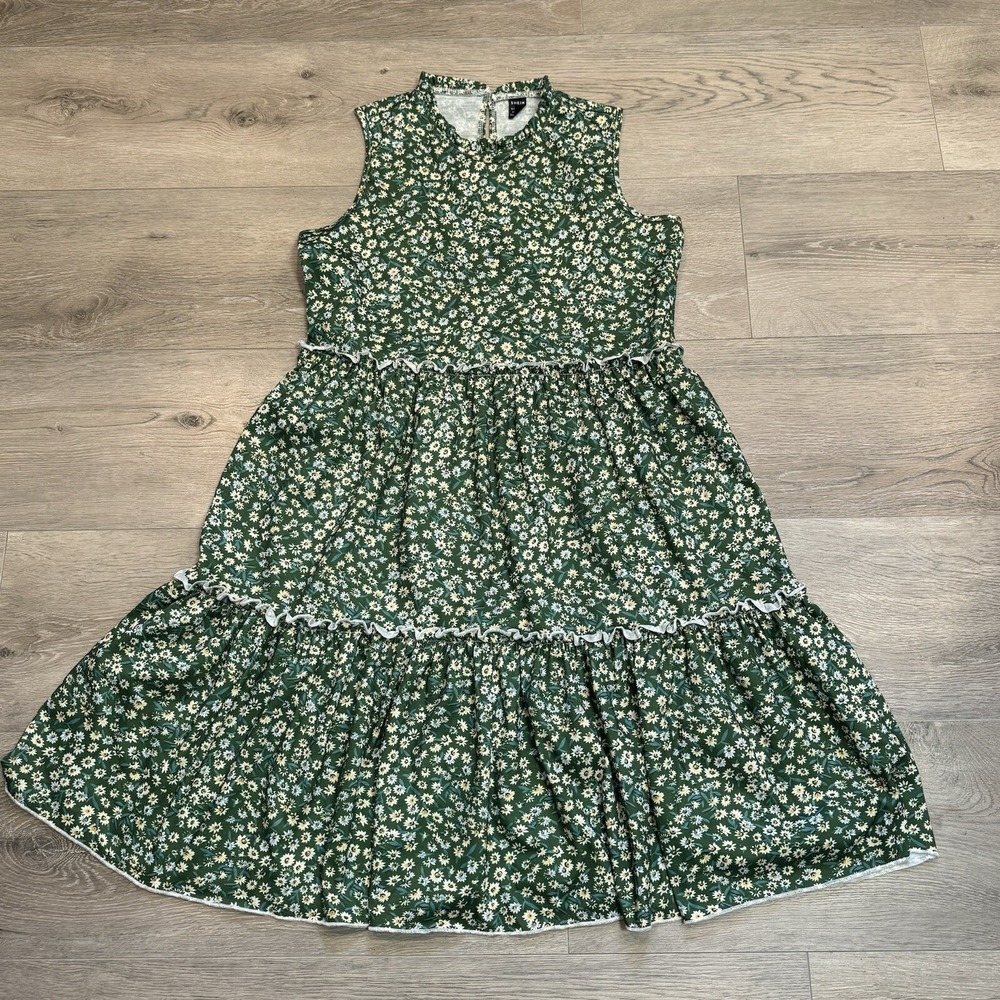 Shein Women's Green Floral Ruffle Sleeveless Tiered Dress Size Medium M Highneck